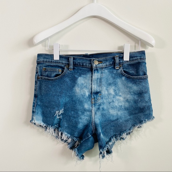 Distressed High Hip Highwaisted Cut Daisy Dukes Shorts - Picture 10 of 10